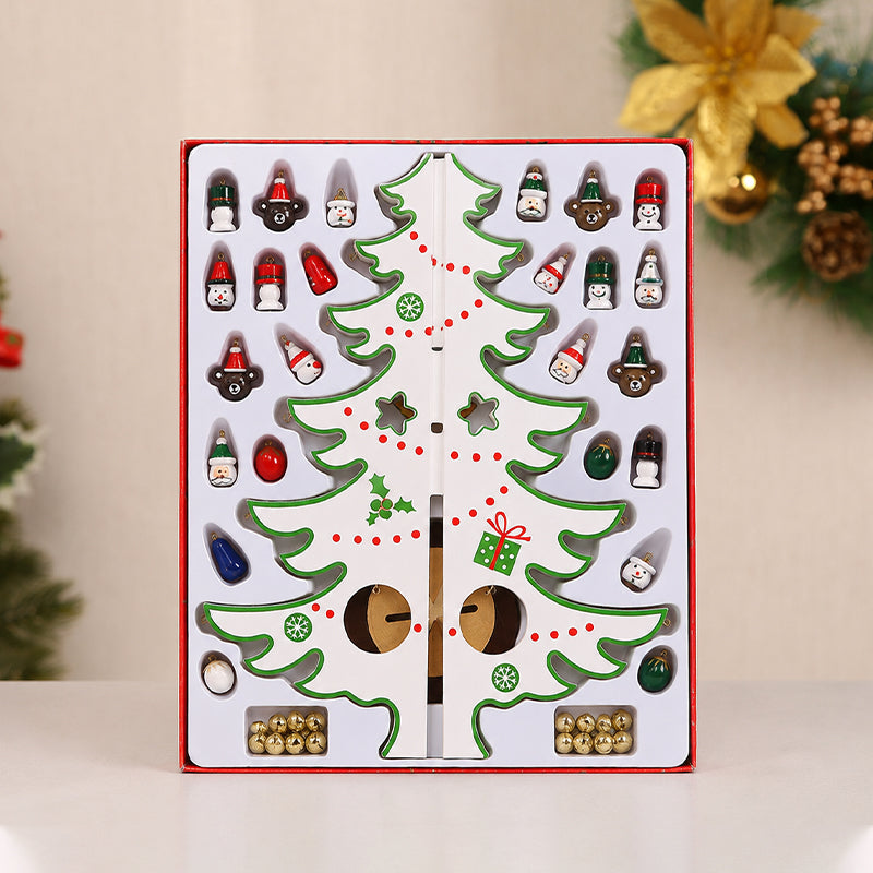 π DIY Wooden Christmas Tree Ornament