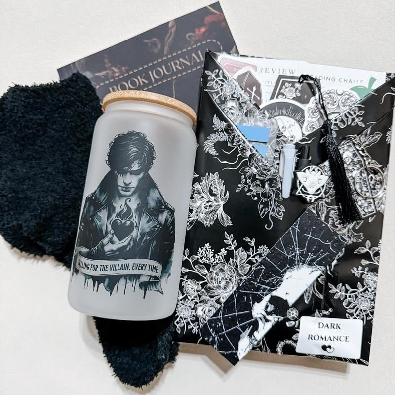 🖤📚Gothic Blind Date with a Book