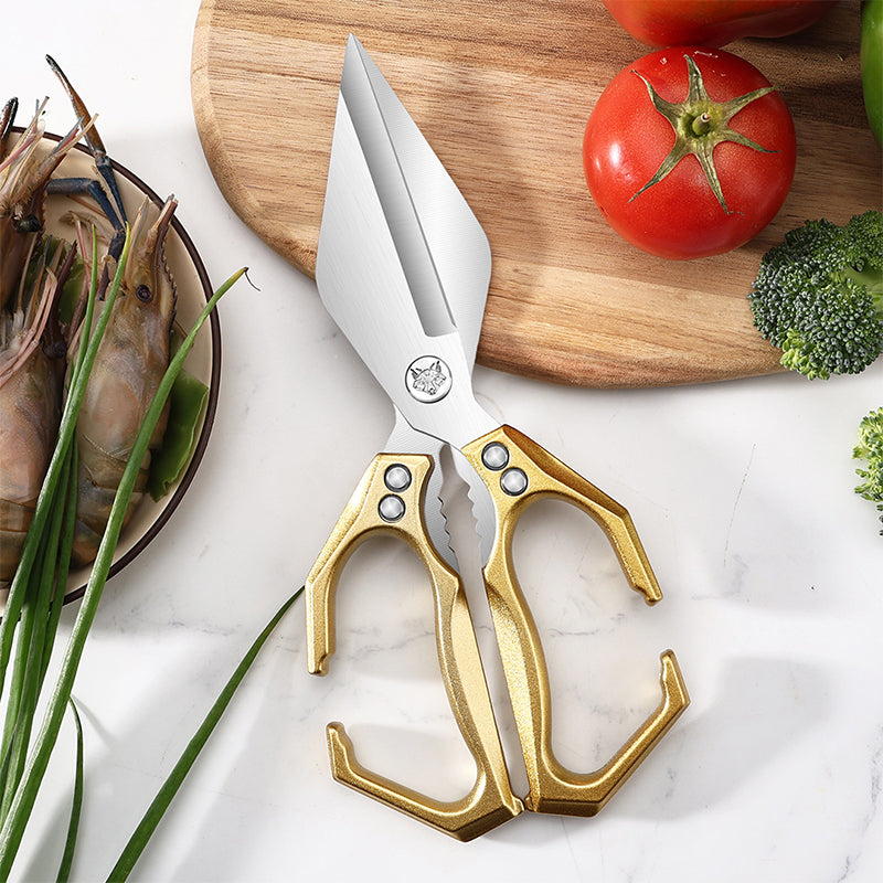 Multifunctional heavy-duty kitchen shears