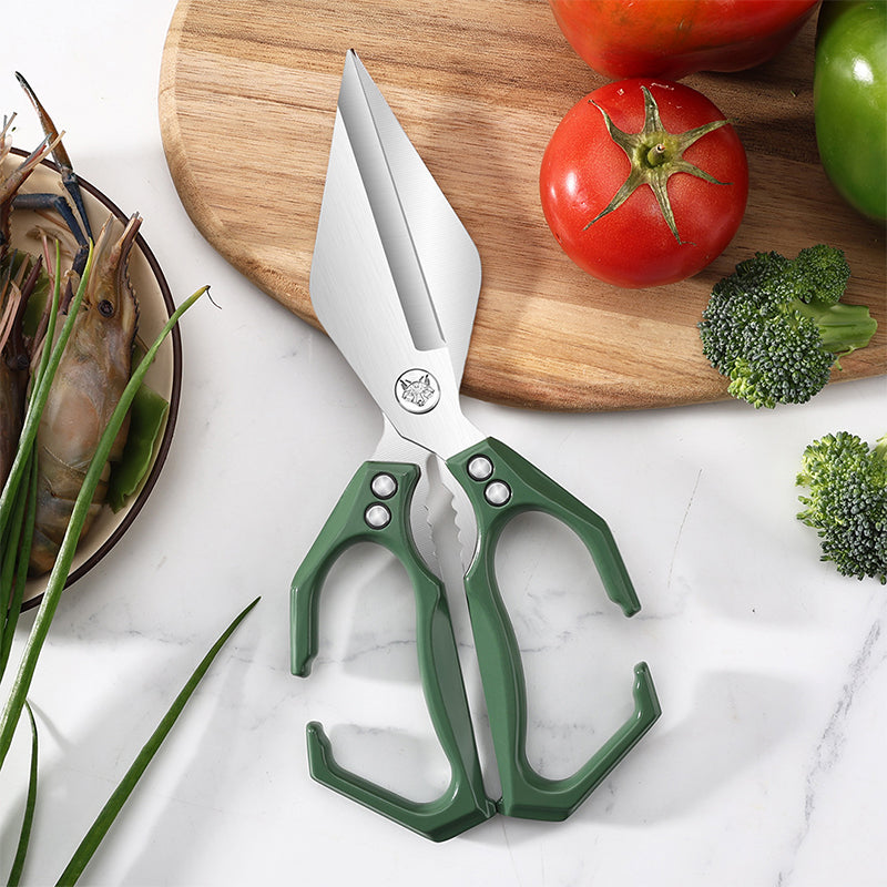 Multifunctional heavy-duty kitchen shears